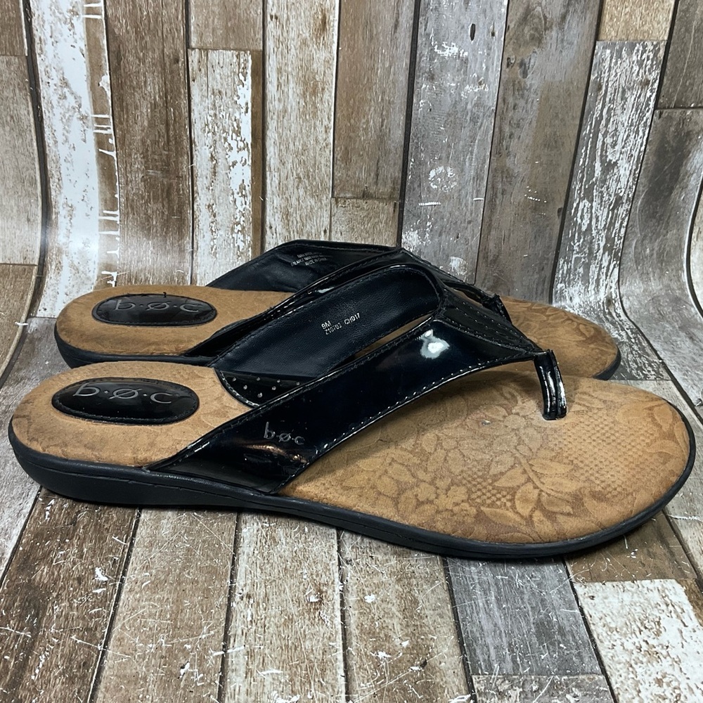 BOC Born Comfort Sandals Women Size 9 Black Flip Flip Patton Strap Padded Thong